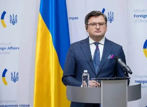 NATO-ya daxil olmaq naminə Donbass və Krımdan imtina etməyəcəyik – Kuleba