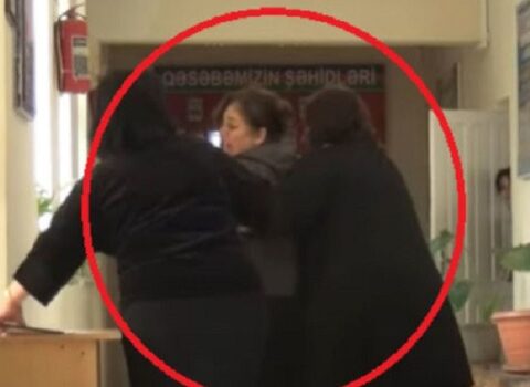 Müəllimi döydüyü deyilən direktorla bağlı şok iddia: Onu vəzifədə olan bacısı qoruyub?