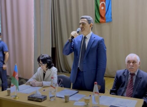 Əli Kərimli AXCP-nin qurultayına hazırlaşır