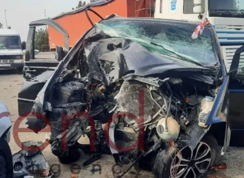 Qəzadan sonra mikroavtobusun VƏZİYYƏTİ – FOTOLAR