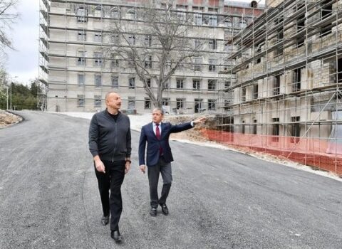 Prezident Şuşada tikinti-bərpa işləri ilə tanış oldu