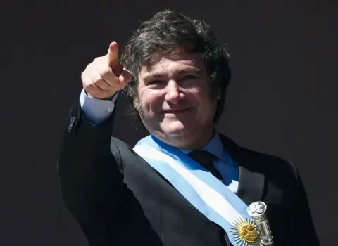 Argentinada fövqəladə vəziyyət elan edilib