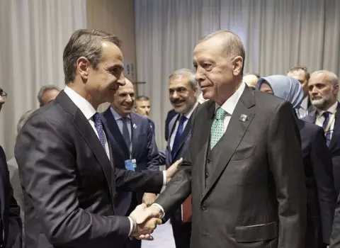 Ərdoğanın səfəri zamanı Yunanıstan və Türkiyə ən azı 20 müqavilə imzalayacaq – KİV
