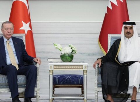 Ərdoğan Qətər əmiri ilə görüşdü