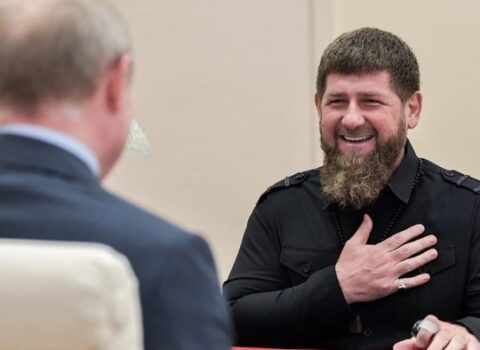 Kadırov Putinin namizədliyini dəstəklədi