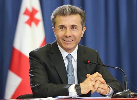 Bidzina İvanişvili siyasətə qayıtdı