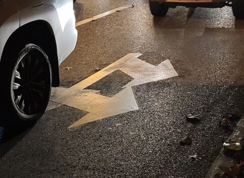 Bakının mərkəzindəki qəribə yol nişanına dəyişiklik edildi – FOTO