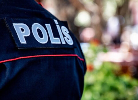 Polis əməkdaşı qəzada həlak oldu