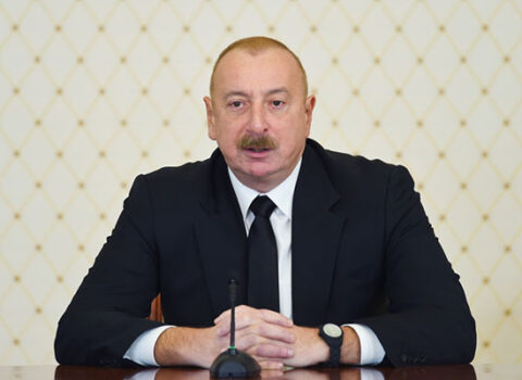 İlham Əliyev həmkarlarına təbrik məktubları göndərdi