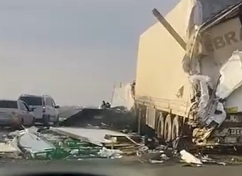 Azərbaycanda ağır qəza: Yüklə dolu TIR-lar belə toqquşdu – VİDEO