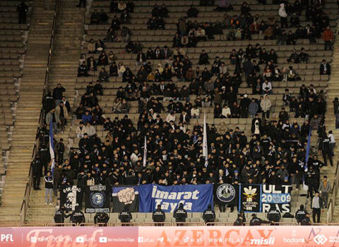 “Qarabağ” və “Neftçi” azarkeşlərinin təhqirlərinə görə cərimələndi