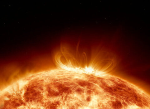Günəşdə yüksək dərəcəli partlayış olub