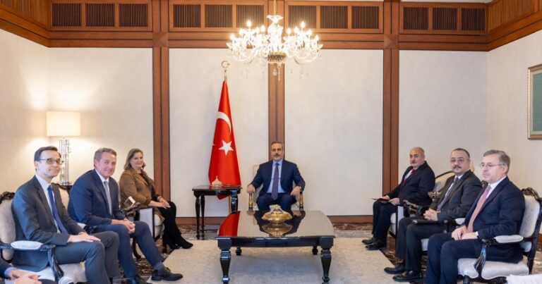 Blinkenin müavini Türkiyəyə gəldi, Fidanla görüşdü Blinkenin müavini Türkiyəyə gəldi, Fidanla görüşdü