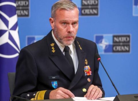 NATO rəsmisindən çağırış: “Rusiya ilə böyük savaşa hazırlaşmalıyıq”