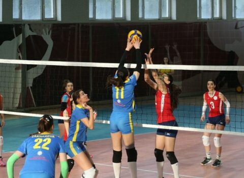 Qadın voleybolçular arasında IX turun oyun proqramı müəyyənləşib