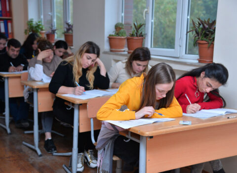 Bakıda eksternat imtahanlarının nəticələri bəlli oldu