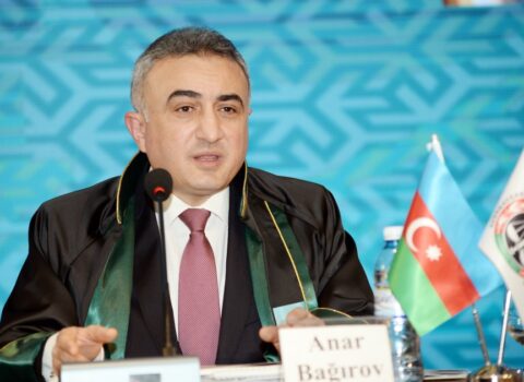 Özünü yandıran vəkillə bağlı – AÇIQLAMA