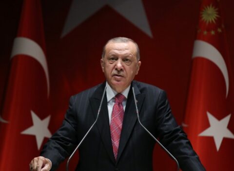 “Kilsəyə hücum edənlər 24 saat ərzində tapılacaq” – Ərdoğan