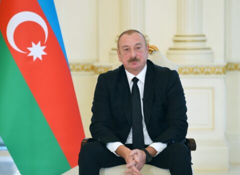 “Danışıqları elə aparırdıq ki, məqsədlərimizə çatmaq üçün minimum xarici təzyiqlə üzləşək” – Prezident