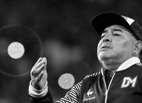 “Atamı öldürdülər” – Maradonanın oğlu