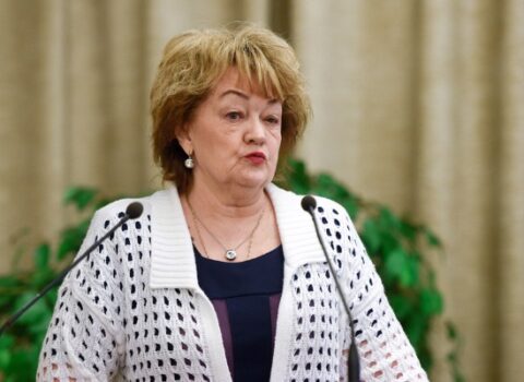 Raisa Lukutsova evində ölü tapıldı