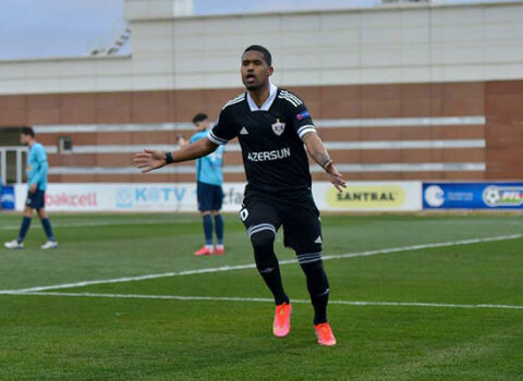 “Qarabağ”ın futbolçusu zədələndi