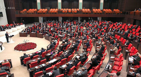 Türkiyədə deputatın mandatı ləğv edildi