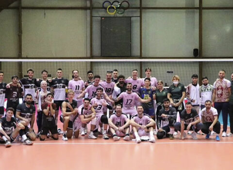 “Xarı Bülbül” voleybol klubu fəaliyyətini dayandırdı
