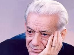 Bəxtiyar Vahabzadə əslində kimin üzünə tüpürmüşdü?