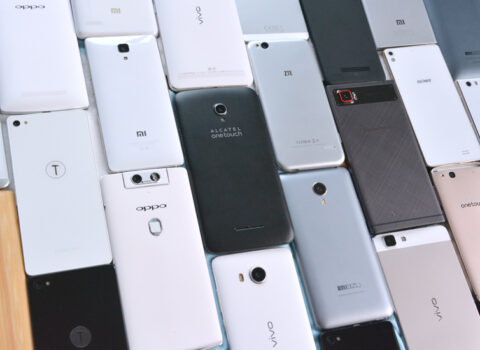 Çin smartfonları bu ölkədə fəaliyyətini dayandırdı