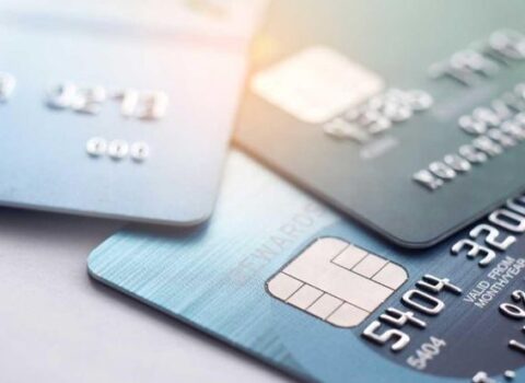 Bank kartlarına vəsait daxil edərkən nələri qeyd etməliyik?