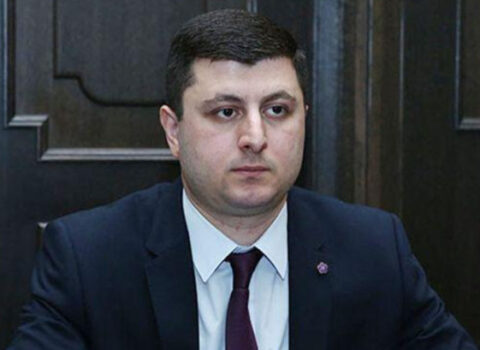 “Əxlaqsızlıq Ermənistan hökumətinin əsas meyarıdır” – Erməni deputat