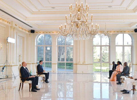 Prezident yeni səfirləri qəbul etdi – FOTOLAR