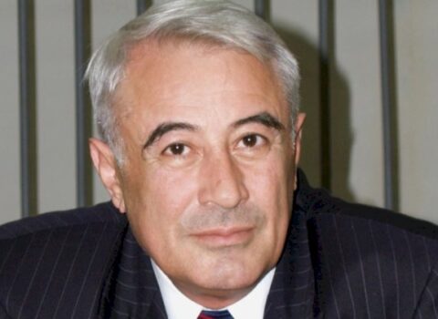 “15 dəfə öpüşmüşdülər, dedim, nə danışırsan?” – Rəsul Quliyev illər sonra sirləri açdı