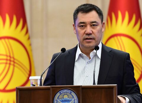Qırğızıstan prezidenti Rusiyaya gedəcək