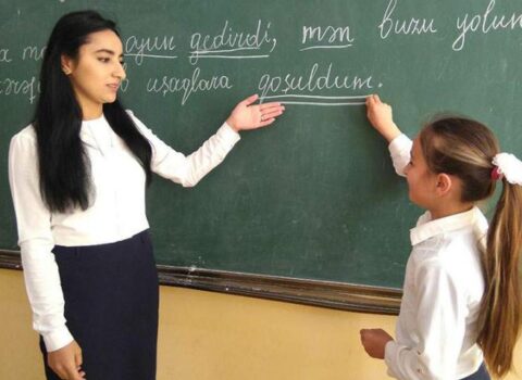 Azərbaycanda 20 mindən çox gənc müəllim var