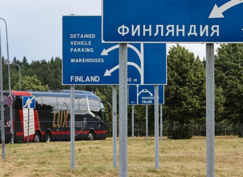 Finlandiya Rusiya ilə sərhədləri açmaqdan İMTİNA ETDİ
