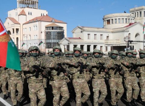 Azərbaycan Ordusunda hərbçilərə hansı yeməklər verilir?