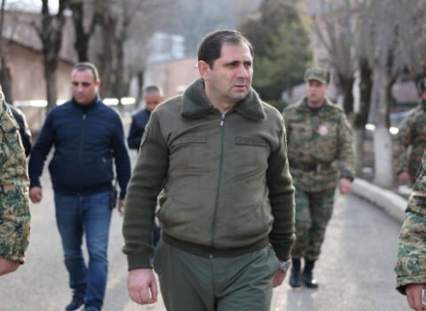 Suren Papikyan Azərbaycanla sərhədə gəldi