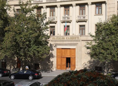 Hökumət milli valyuta ilə bağlı QƏRAR VERDİ