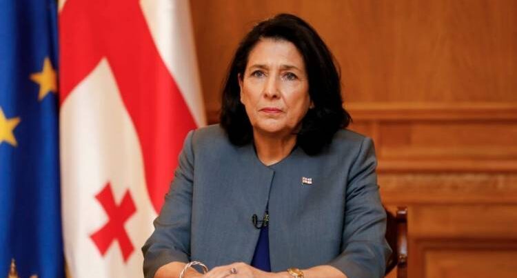 Gürcü prezident Rusiyanı qınadı, Ukraynanı DƏSTƏKLƏDİ Gürcü prezident Rusiyanı qınadı, Ukraynanı DƏSTƏKLƏDİ