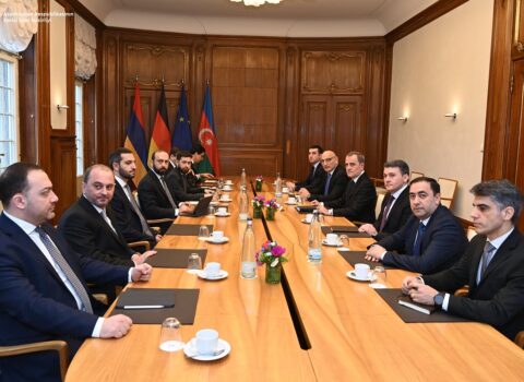 Nazirlərin Berlin görüşü BAŞA ÇATDI