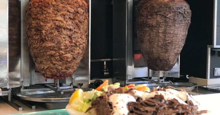 Almaniyada dönər kəskin bahalaşdı – Məsələ parlamentdə müzakirəyə çıxarılır Almaniyada dönər kəskin bahalaşdı – Məsələ parlamentdə müzakirəyə çıxarılır