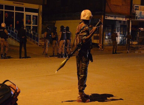 Kilsədə terror aktı törədildi, 15 nəfər həlak oldu