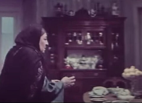 “Qayınana” filmində Cənnət xalanın evindəki mebel satışa çıxarıldı – FOTO