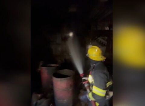 Sumqayıtda sexdə 2000 litr yağ yandı – VİDEO