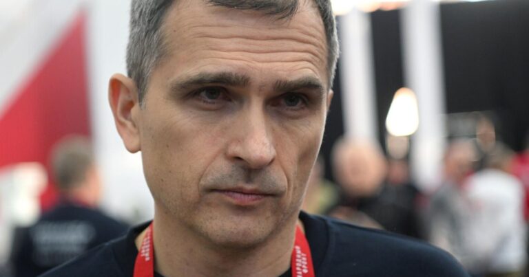 Yuri Podolyaka 15 il qiyabi həbs verildi Yuri Podolyaka 15 il qiyabi həbs verildi