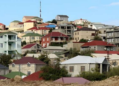 Bakıda sökülən bu evlərə görə kompensasiya verilməyəcək