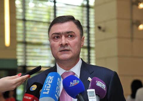 Deputatın oğlu Londondakı mənzilini satdı – FOTO