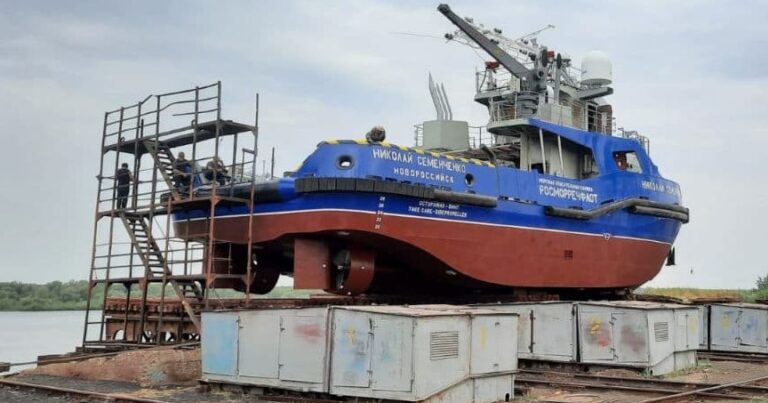 Avropanın sanksiyası Rusiya gəmilərini mühərriksiz qoyub – Putinə məruzə edildi
